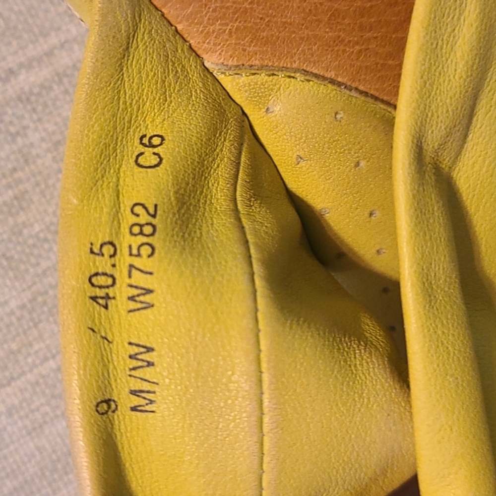 Born Lime Green Yellow Knot Leather 3 Inch Wedge Thong Sandals Size 9 - Picture 13 of 16